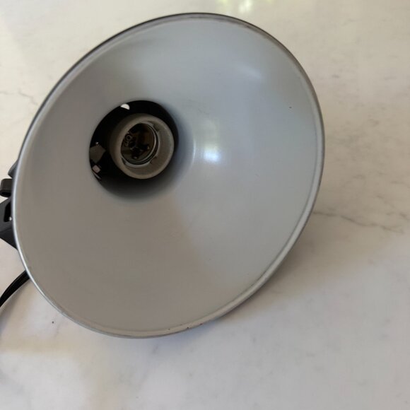 Studio Clip-On Light - Picture 5 of 6